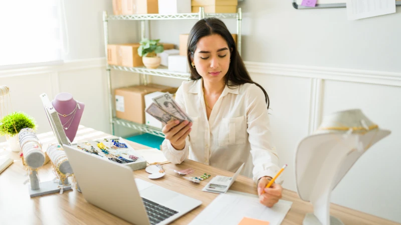 Rádio Indoor Com Anúncios: Como Vender Mais Dentro do Seu Próprio Estabelecimento